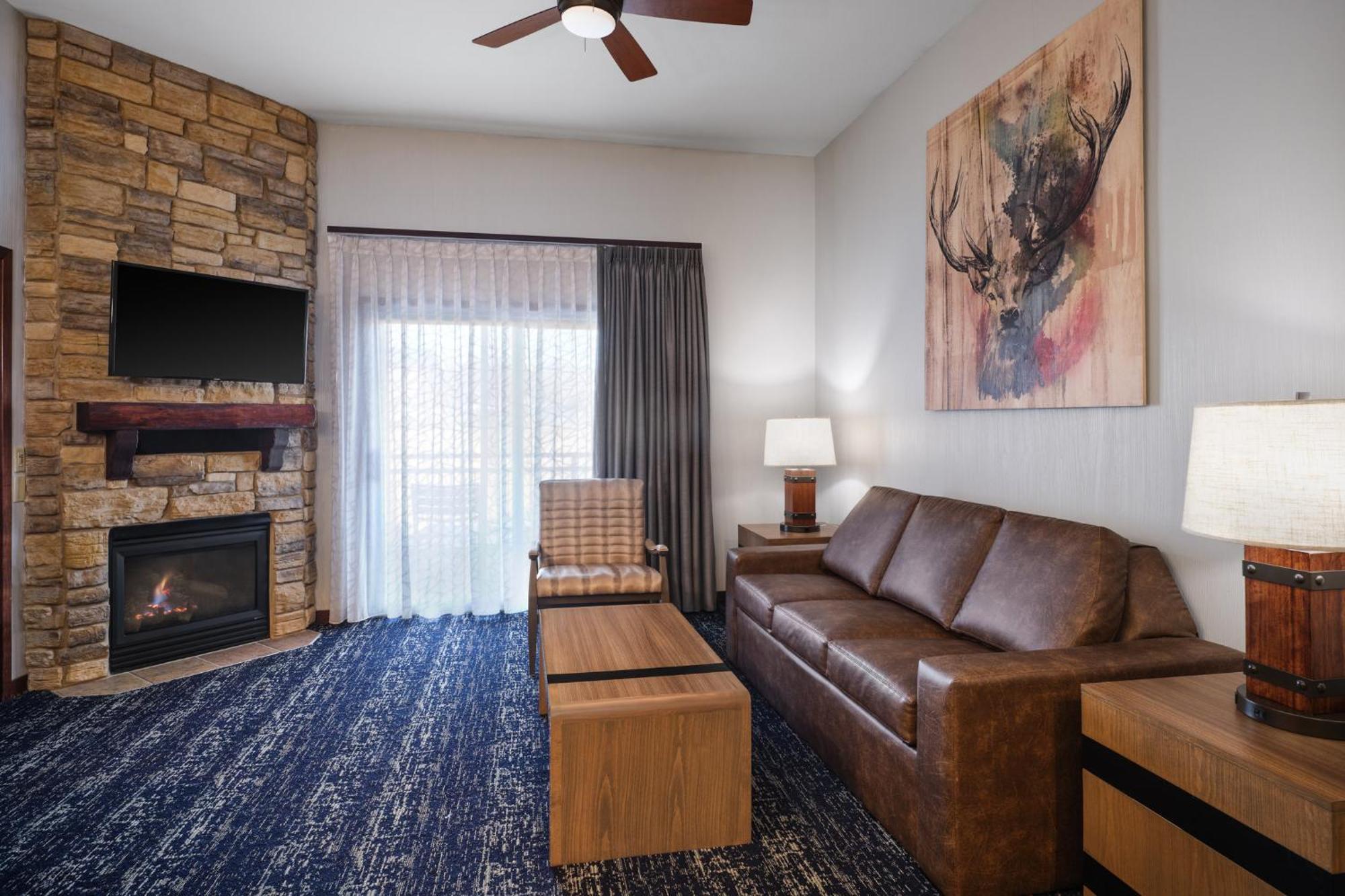 Club Wyndham Glacier Canyon Wisconsin Dells Exterior photo
