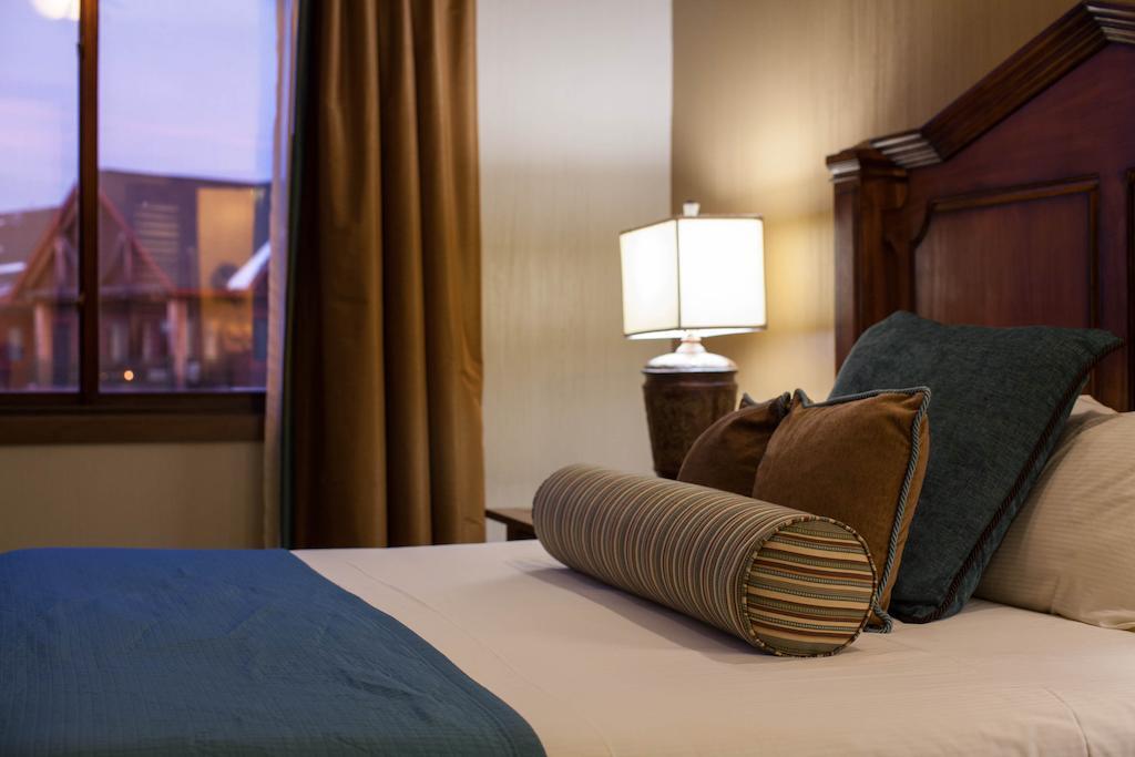 Club Wyndham Glacier Canyon Wisconsin Dells Room photo