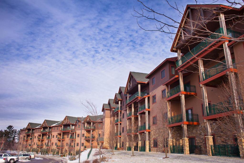 Club Wyndham Glacier Canyon Wisconsin Dells Exterior photo