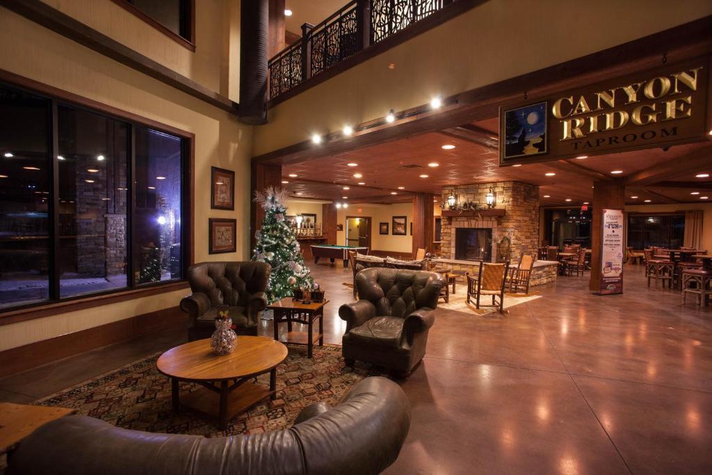 Club Wyndham Glacier Canyon Wisconsin Dells Exterior photo