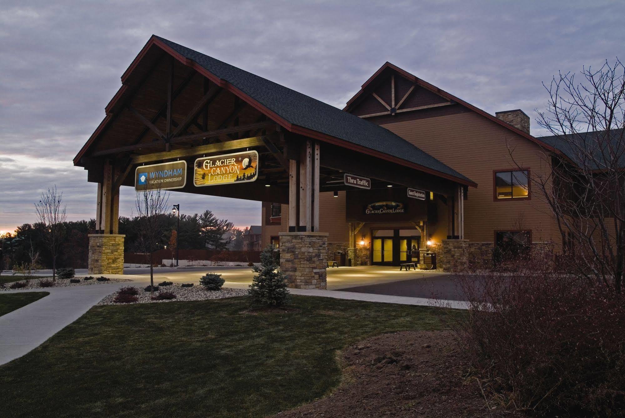 Club Wyndham Glacier Canyon Wisconsin Dells Exterior photo
